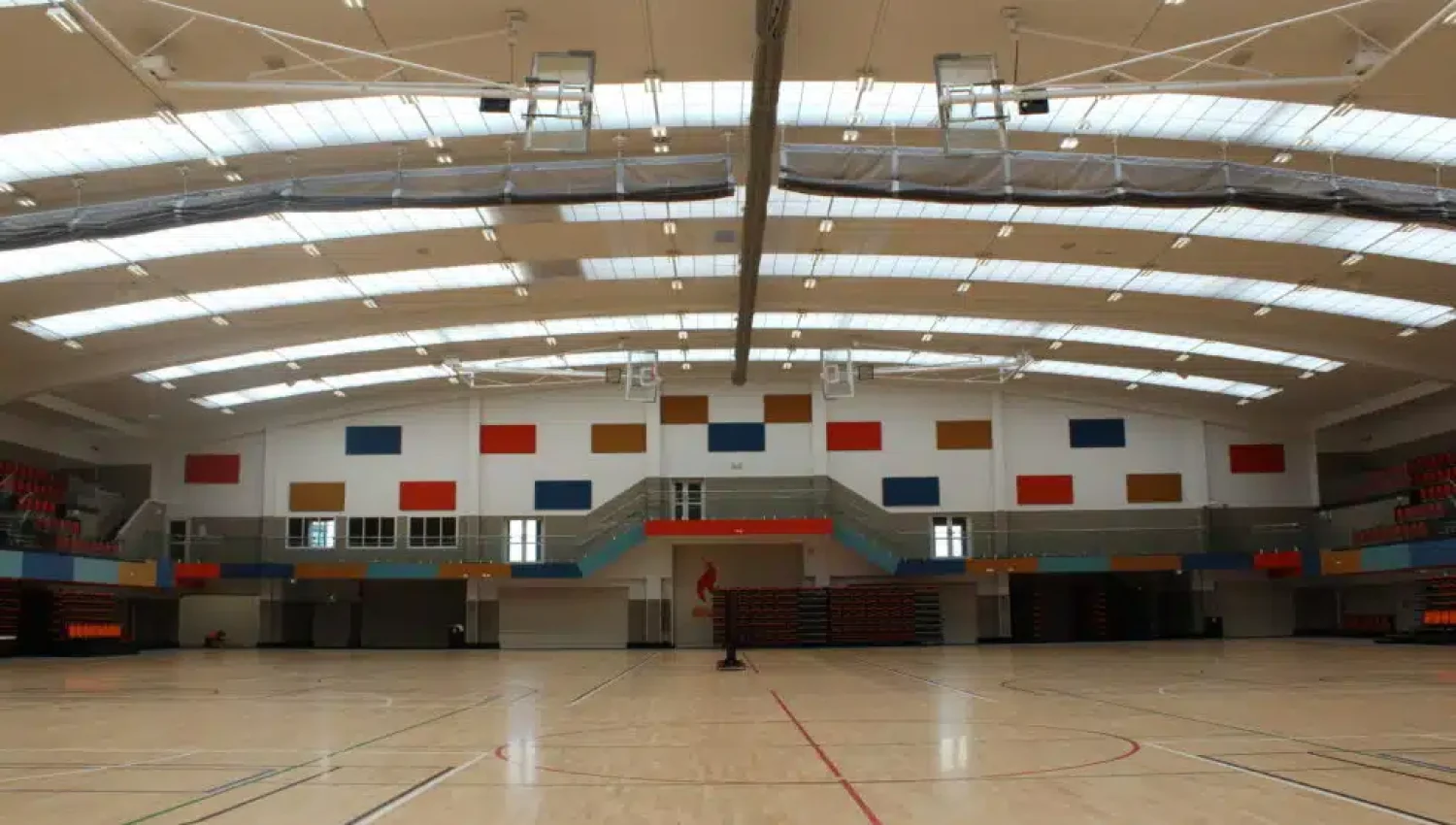 Arena-Curtains-4-clear-floor-980x653